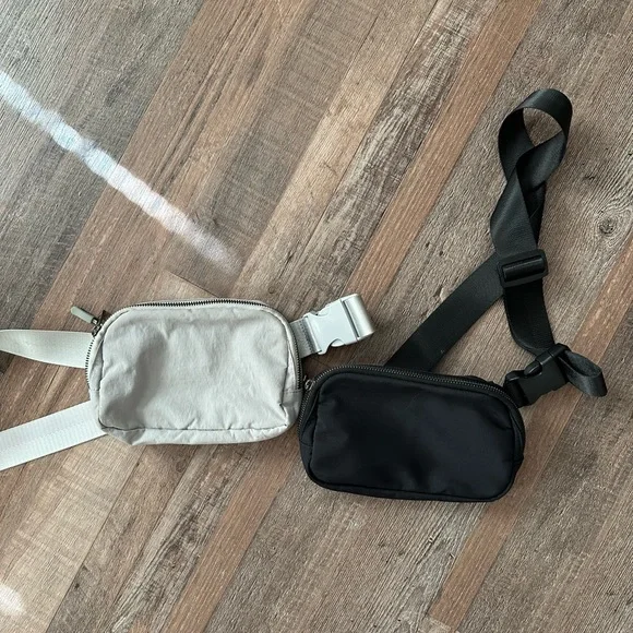 amazon belt bags bundle! - Picture 1 of 3